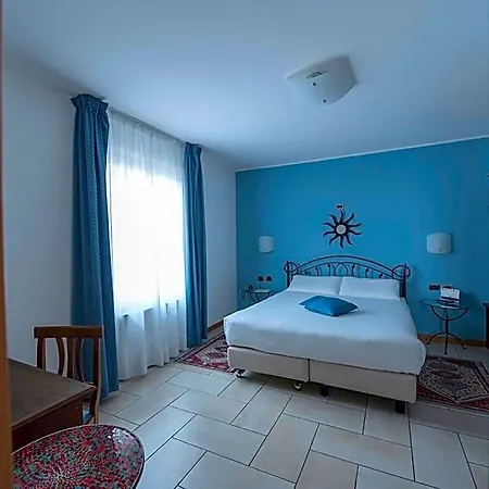 Hotel Villa Colico كوليكو