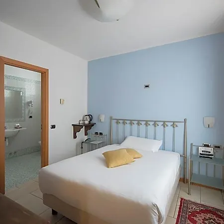 Hotel Villa Colico 3*