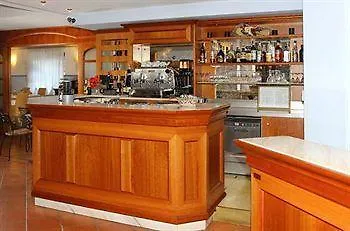 Hotel Villa Colico فندق