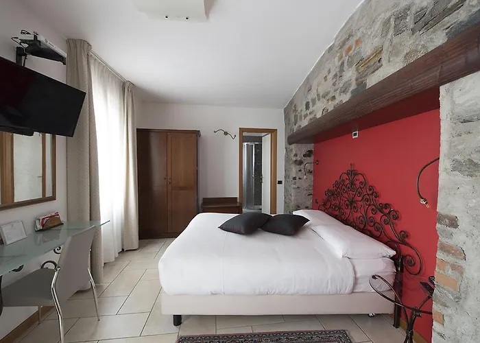 Szálloda Hotel Villa Colico