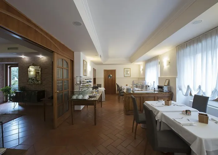 Hotel Villa Colico 3* Колико