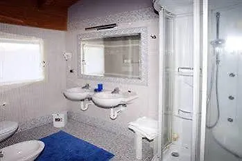 Hotel Villa Colico Ξενοδοχείο 3*